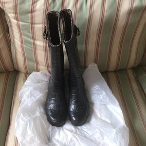 Khombu Black Croc Rain Boots